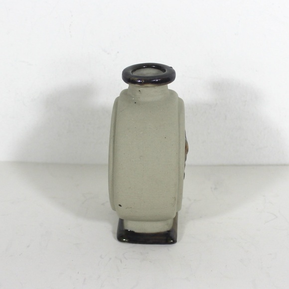 Vintage Small Japanese Owl Bud Vase - Picture 5 of 7